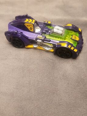 2015 Hot Wheels Purple & Green Racing Car Toy for Kids - Die-Cast Collectible